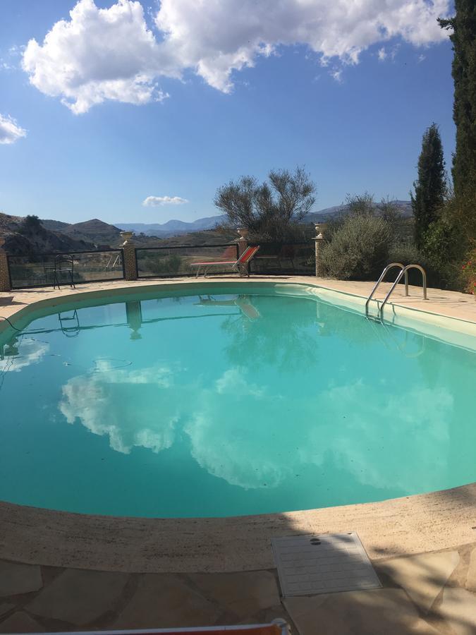 הוילה Aragona Ciuci'S Manor מראה חיצוני תמונה